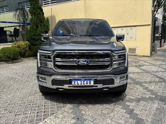 FORD F-150 5.0 V8 GASOLINA CD LARIAT FX4 AUTOMÁTICO